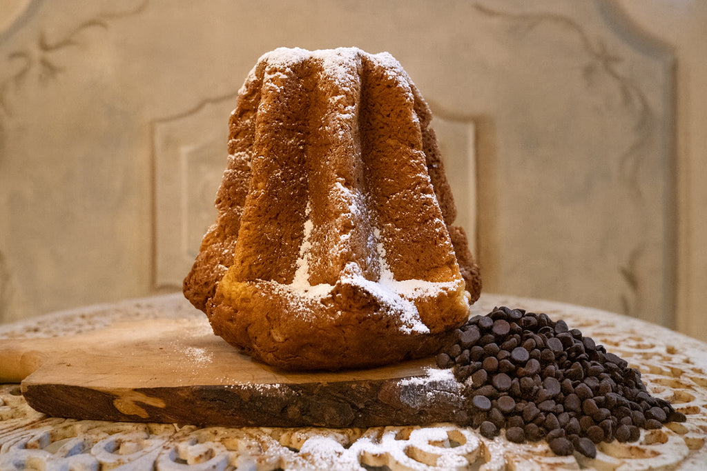 Pandoro con gocce di cioccolato senza glutine e senza lattosio ER Pasticceria Gluten Free Pisa